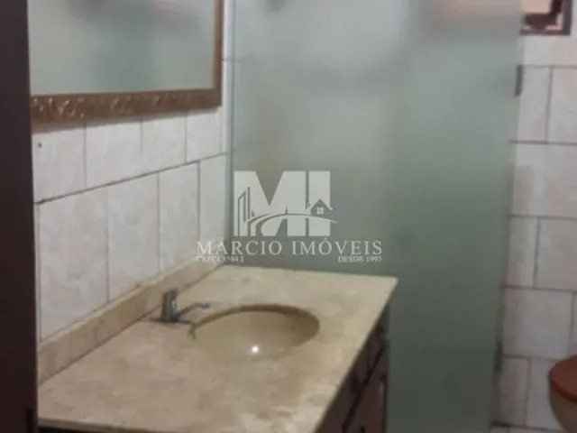 Imagem 12: CASA COM BARRAÇÃO MUITO BEM LOCALIZADA