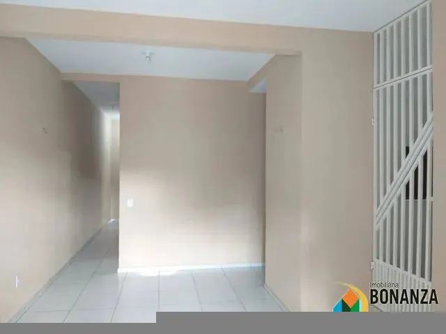 Imagem 3: Casa com 02 Quartos e Garagem em Maranguape