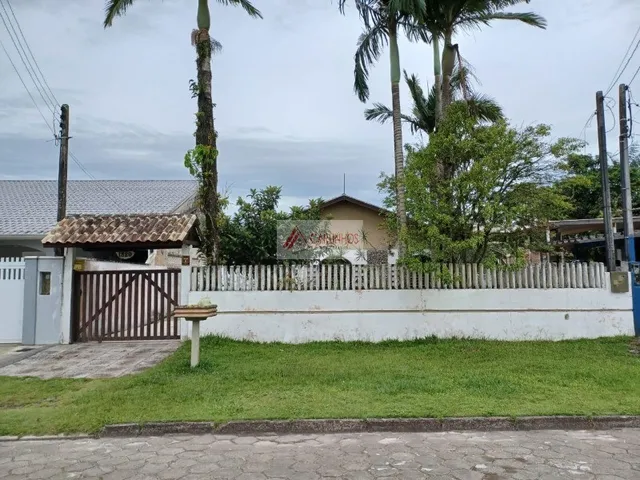 Imagem: Excelente residência com amplo quintal