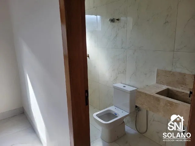 Imagem 6: Bela Casa no Setor Jardim Atlântico, com 03 Suítes plenas, escritório, cozinha, sala