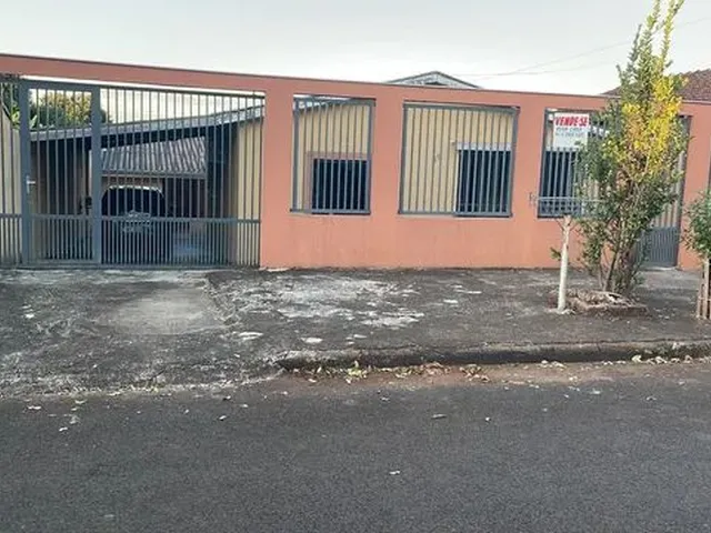 Imagem: Casa com Edícula