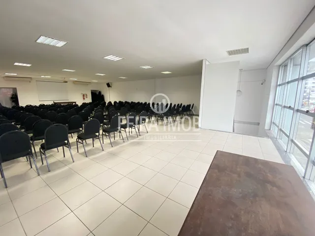 Imagem 4: Sala comercial com 2 banheiros