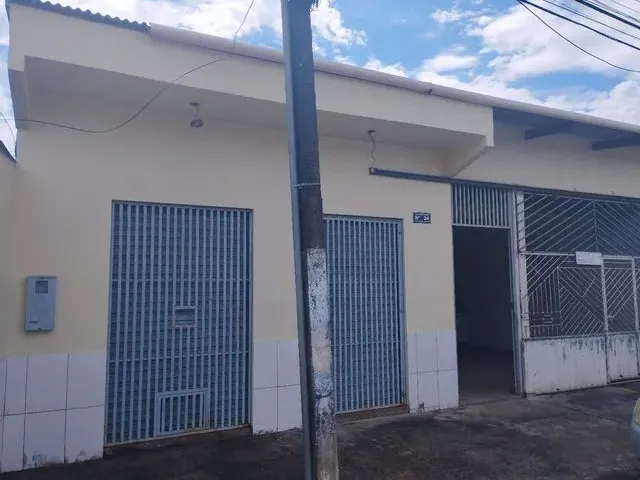 Imagem: Casa com Comércio na Frente, Bairro Eldorado