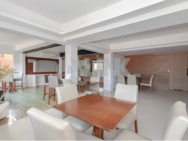 Imagem 8: Casa de luxo em condomínio à venda em Porto Alegre-RS, bairro Cristal! 3 quartos, 1