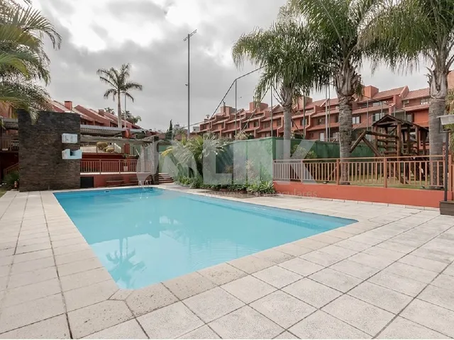 Imagem 10: Casa de luxo em condomínio à venda em Porto Alegre-RS, bairro Cristal! 3 quartos, 1