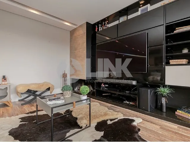 Imagem 15: Casa de luxo em condomínio à venda em Porto Alegre-RS, bairro Cristal! 3 quartos, 1