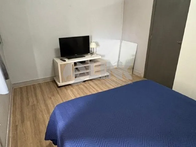 Imagem 2: Apartamento à venda na Floresta, Porto Alegre-RS: 2 quartos, 2 salas, 1 banheiro, 63,00