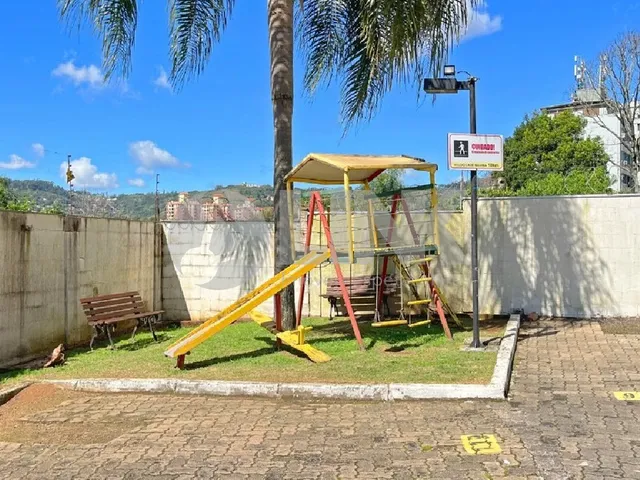 Imagem 1: Apartamento à venda em Teresópolis, Porto Alegre-RS: 3 quartos, 1 suíte, 2 salas, 3
