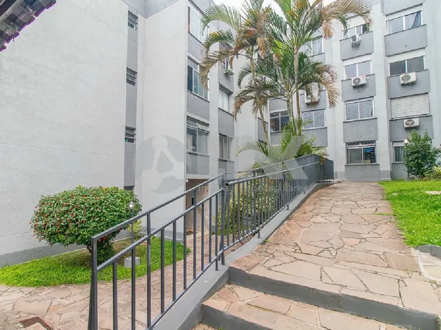 Imagem 8: Imperdível Apartamento à Venda em Porto Alegre - 2 Quartos, 2 Salas, 1 Banheiro, 1 Vaga
