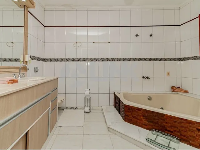 Imagem 3: Imponente residência de luxo à venda em Porto Alegre - Chácara das Pedras: 4 quartos