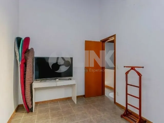 Imagem 6: Casa em Condomínio à Venda no Partenon: 3 Quartos, 2 Salas, 2 Banheiros, 1 Vaga de