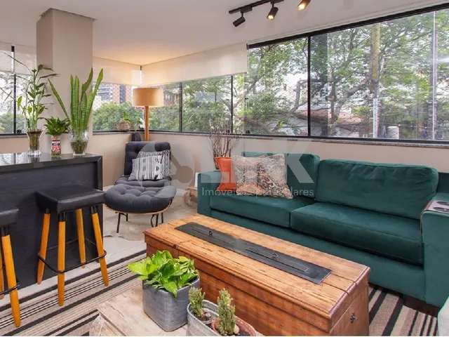 Imagem 1: Apartamento de luxo à venda em Porto Alegre-RS, Passo da Areia: 3 quartos, 1 suíte, 2