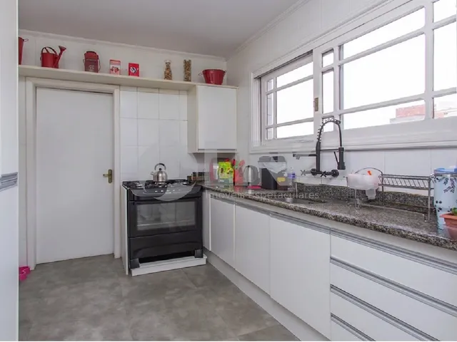 Imagem 6: Apartamento de luxo à venda em Porto Alegre-RS, Passo da Areia: 3 quartos, 1 suíte, 2