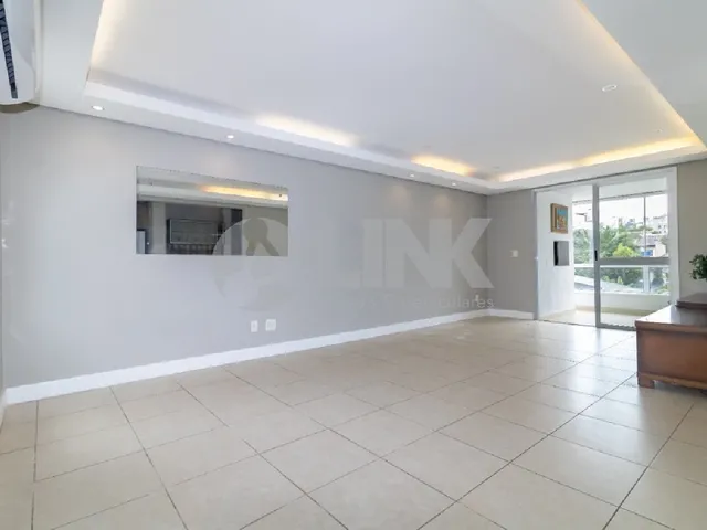 Imagem 7: Apartamento À Venda em Porto Alegre-Rs no Jardim Botânico com 2 Quartos, 1 Suíte e 87,00 M² de Área