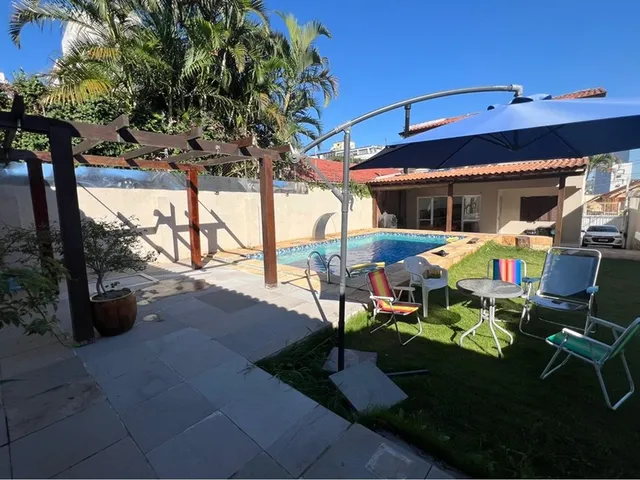Imagem 3: Casa à venda em Porto Alegre, Petrópolis, com 4 quartos, 220m²