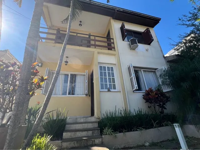 Imagem 12: Casa à venda em Porto Alegre, Petrópolis, com 4 quartos, 220m²