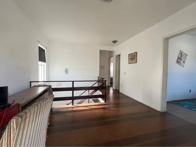 Imagem 5: Casa à venda em Porto Alegre, Petrópolis, com 4 quartos, 220m²