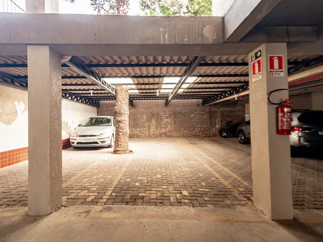 Imagem 2: APARTAMENTO - Porto Alegre