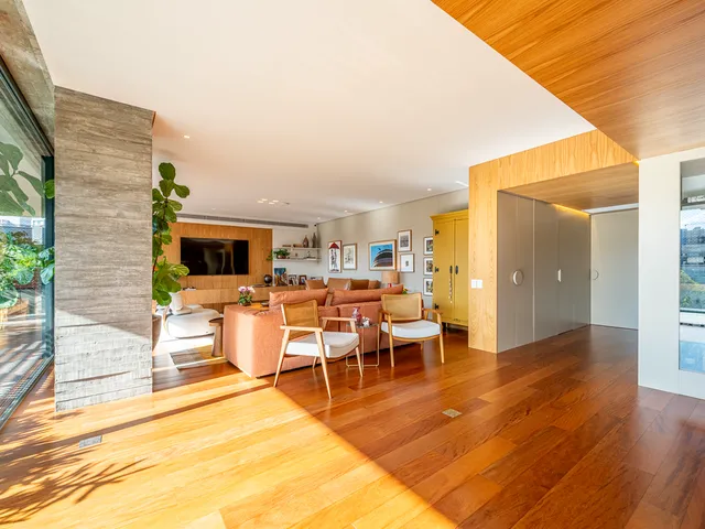 Imagem 2: Apartamento à venda em Porto Alegre, Petrópolis, com 3 quartos, 317.43m²