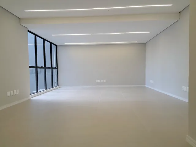 Imagem 7: Edifício Albert Einstein Sala ABR9752