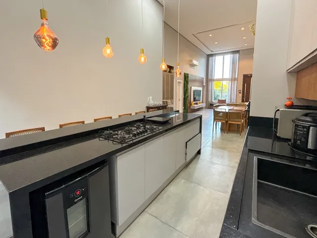 Imagem 1: CASA - Canoas Casa com 3 dormitórios