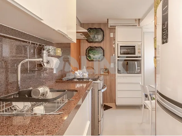 Imagem 5: Imperdível: Apartamento de 3 quartos com 121,72m² à venda em Petrópolis, Porto