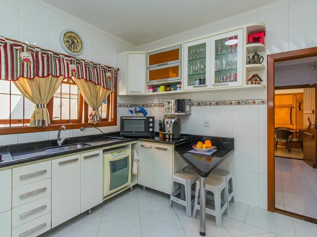 Imagem 3: CASA - Canoas Casa com 4 dormitórios