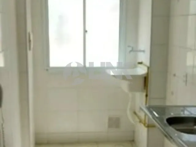 Imagem 2: Apartamento à venda em Porto Alegre-RS, no bairro Costa E Silva: 2 quartos, 2 salas, 1