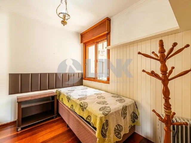 Imagem 9: Apartamento à venda em Porto Alegre-RS, na Tristeza, com 3 quartos e 2 vagas de garagem!