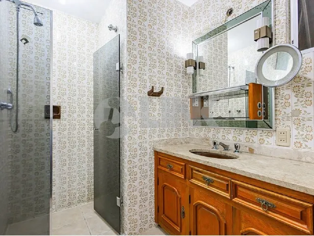 Imagem 2: Apartamento de Luxo no Centro Histórico de Porto Alegre: 3 quartos, 1 suíte, 2 salas, 3