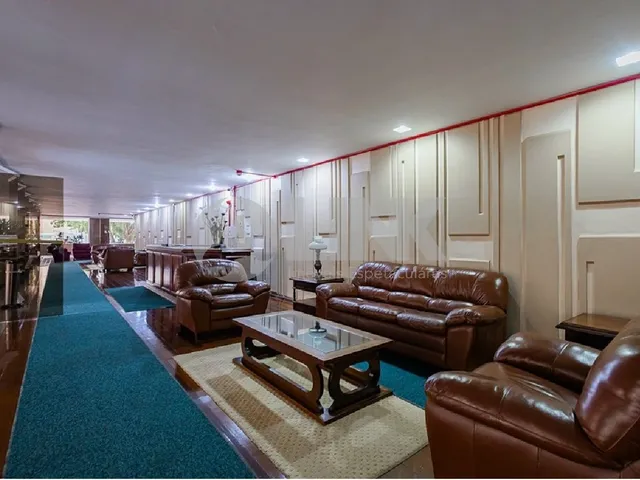 Imagem 6: Apartamento de Luxo no Centro Histórico de Porto Alegre: 3 quartos, 1 suíte, 2 salas, 3