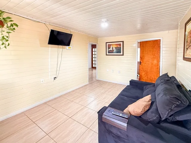 Imagem 1: CASA - Canoas Casa com 3 dormitórios
