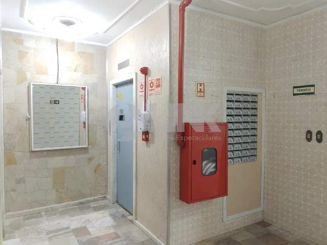 Imagem 1: Apartamento à venda no Centro Histórico de Porto Alegre-RS: 1 quarto, 1 suíte, 2