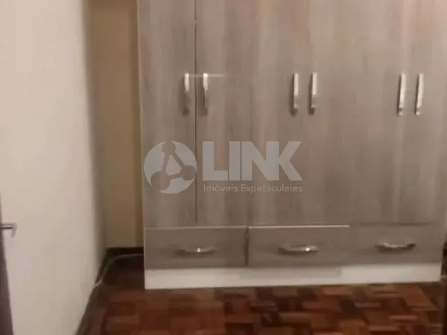 Imagem 2: Apartamento à venda em Porto Alegre-RS, São João: 2 quartos, 2 salas, 1 banheiro