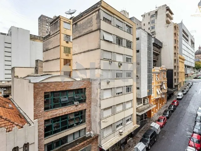 Imagem 1: Imperdível oportunidade: Apartamento à venda no Centro Histórico de Porto Alegre, Rua