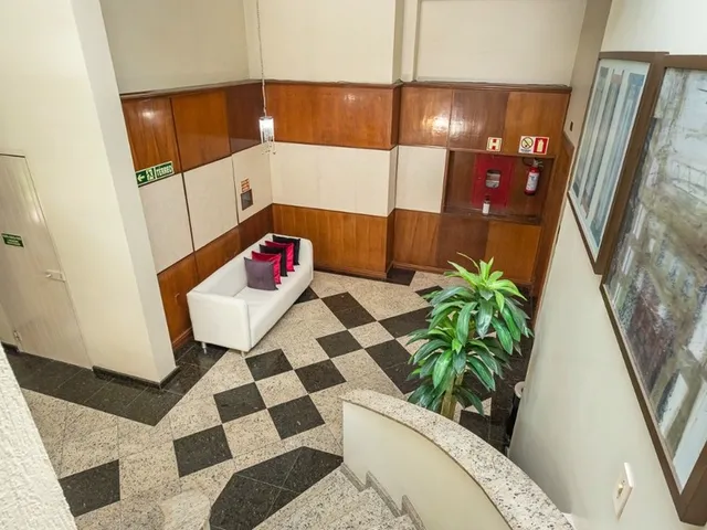 Imagem 1: Cobertura de 3 quartos com 2 vagas à venda no bairro Petrópolis em Porto Alegre: 243,75