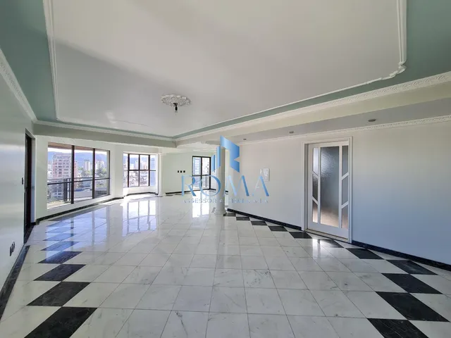 Imagem: Apartamento central, localizado em uma das