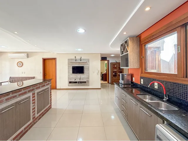 Imagem 7: CASA - Canoas Casa com 4 dormitórios