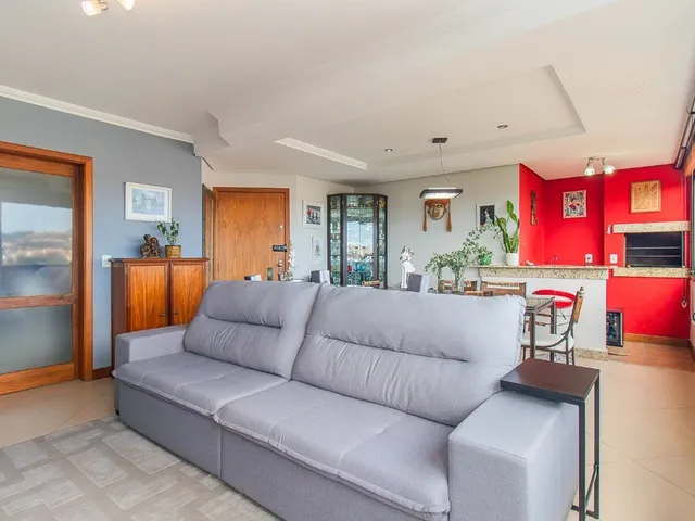 Imagem 2: Apartamento mobiliado de 3 quartos com 2 vagas à venda no bairro Petrópolis em Porto