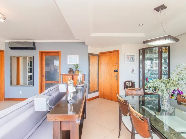 Imagem 4: Apartamento mobiliado de 3 quartos com 2 vagas à venda no bairro Petrópolis em Porto