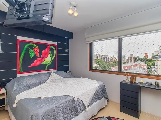 Imagem 6: Apartamento mobiliado de 3 quartos com 2 vagas à venda no bairro Petrópolis em Porto