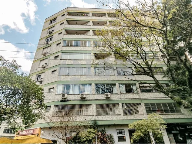 Imagem 15: Comprar Apartamento de 3 quartos à venda no bairro Rio Branco em Porto Alegre