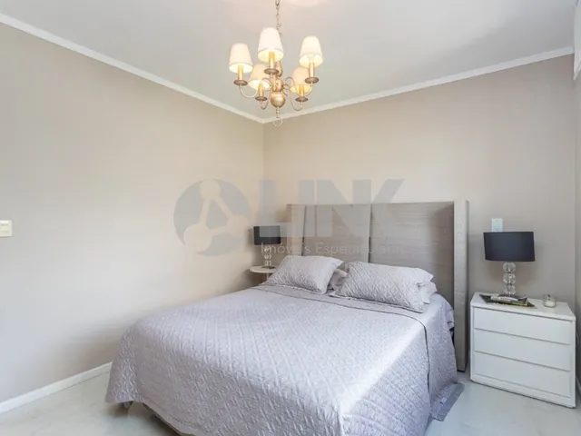 Imagem 7: Aparentemente de 3 quartos com 3 vagas à venda no bairro Petrópolis em Porto Alegre