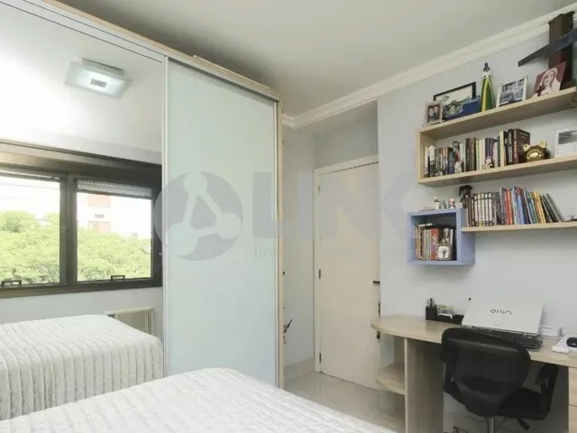 Imagem 4: Apartamento de 3 quartos com 2 vagas à venda no bairro Moinhos de Vento em Porto Alegre