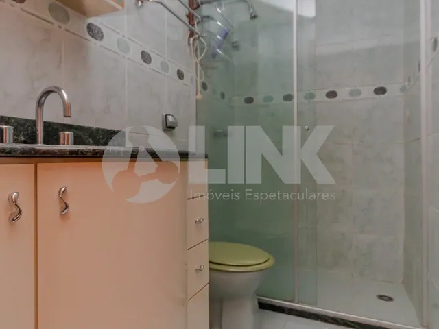 Imagem 6: Cobertura de 3 quartos com 2 vagas de garagem à venda no bairro Petrópolis em Porto