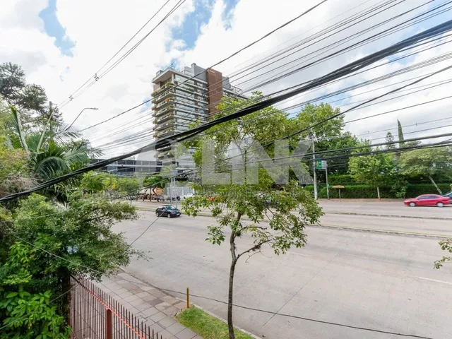 Imagem 10: Apartamento de 3 quartos com 2 vagas de garagem à venda no bairro Petrópolis em Porto