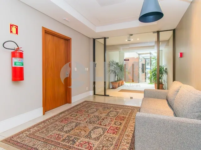 Imagem 4: Apartamento de 2 quartos com 2 vagas de garagem à venda no bairro Petrópolis em Porto