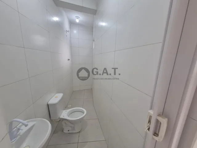 Imagem 3: Kitnet à Venda em Sorocaba-SP no Jardim Wanel Ville V 1 Quarto, 1 Sala, 1 Banheiro