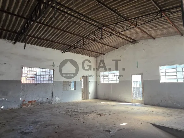 Imagem: Oportunidade única Galpão comercial à