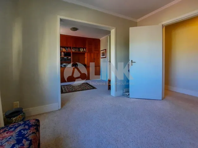 Imagem 2: Apartamento de 3 quartos com 1 vaga à venda no bairro Petrópolis em Porto Alegre